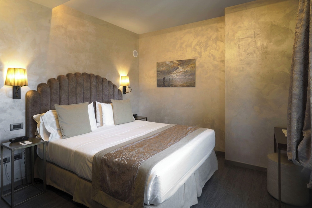 Hotel Aquarius Venice — Hotel rooms in Venice, Veneto