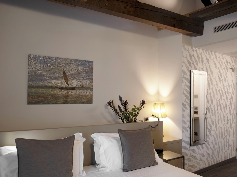 Hotel Aquarius Venice — Hotel rooms in Venice, Veneto