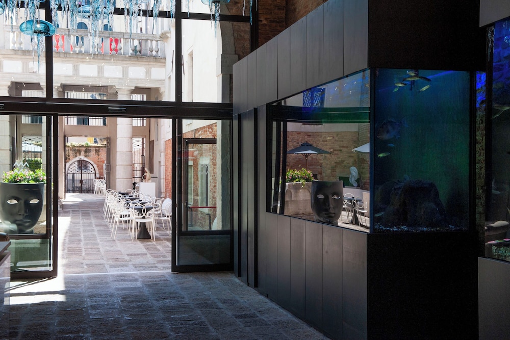 Hotel Aquarius Venice — Restaurant & bars in Venice, Veneto