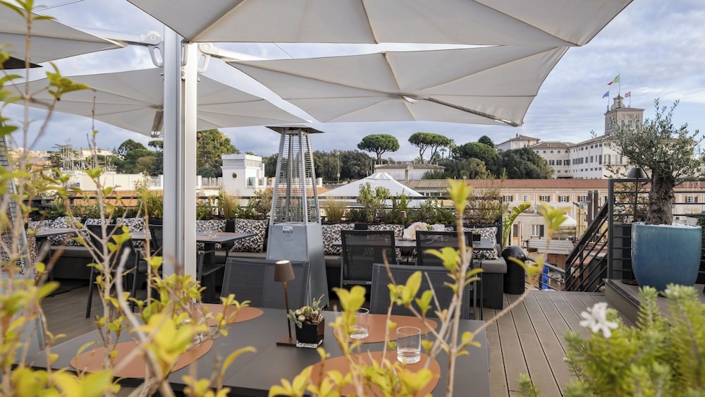 U-Visionary Roma Hotel — Restaurant & bars in Rome, Lazio