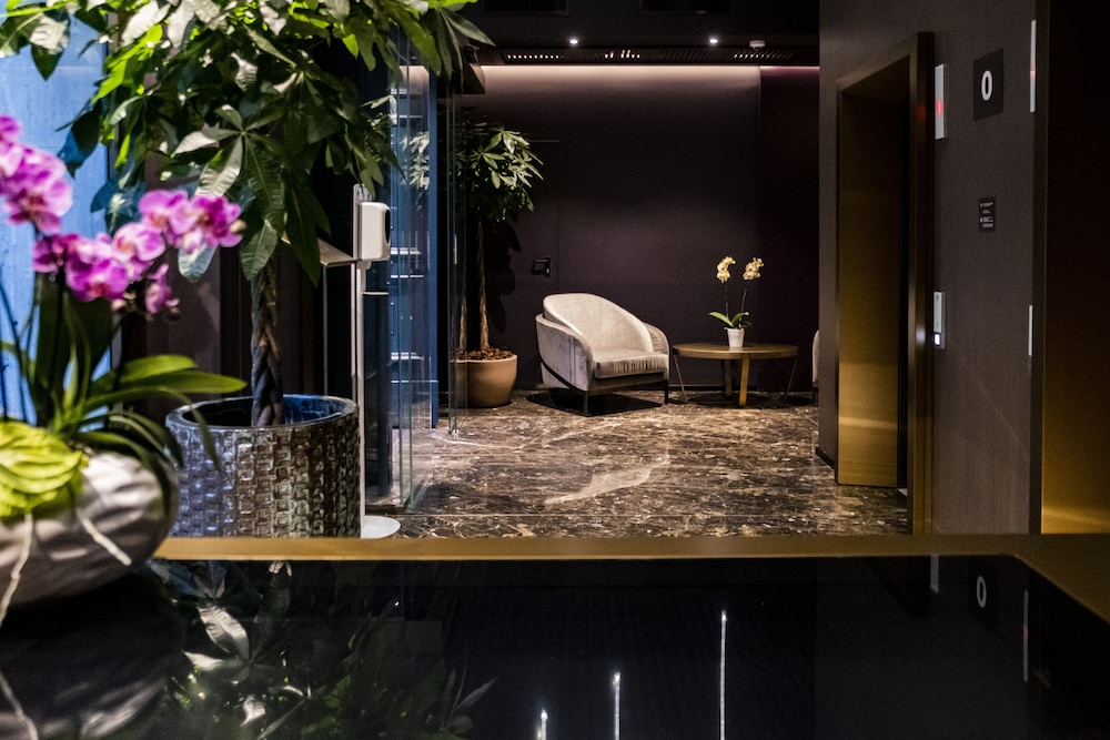 U-Visionary Roma Hotel — Hotel building in Rome, Lazio