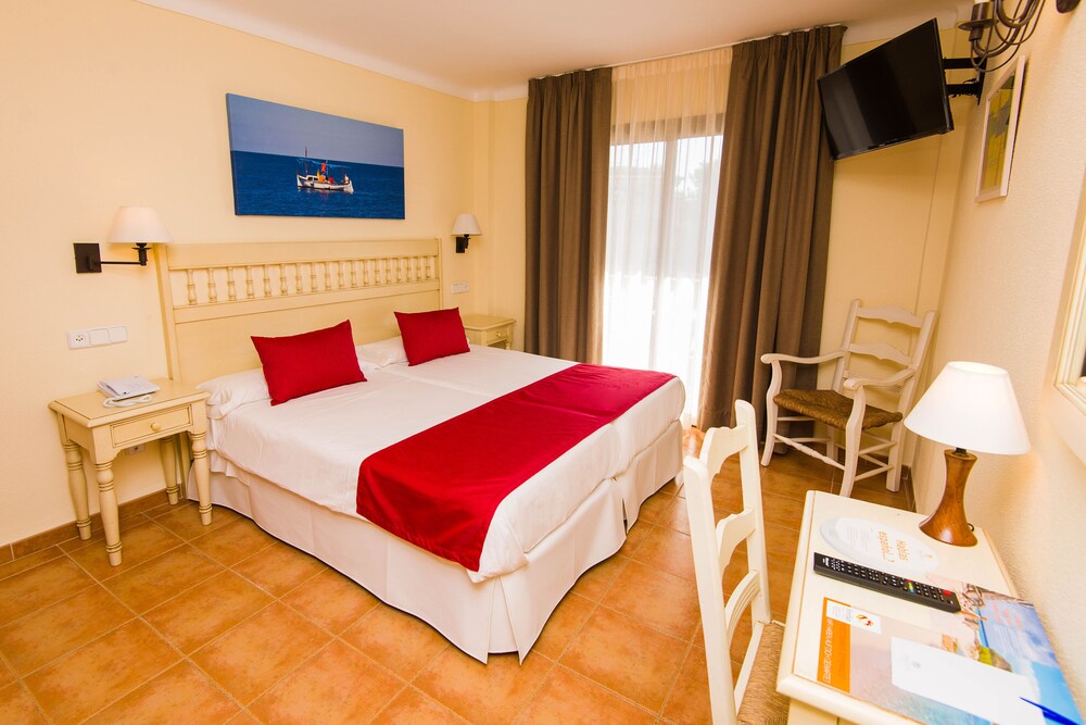 Hotel Bell Port — Hotel rooms in Cala Ratjada, Balearic Islands