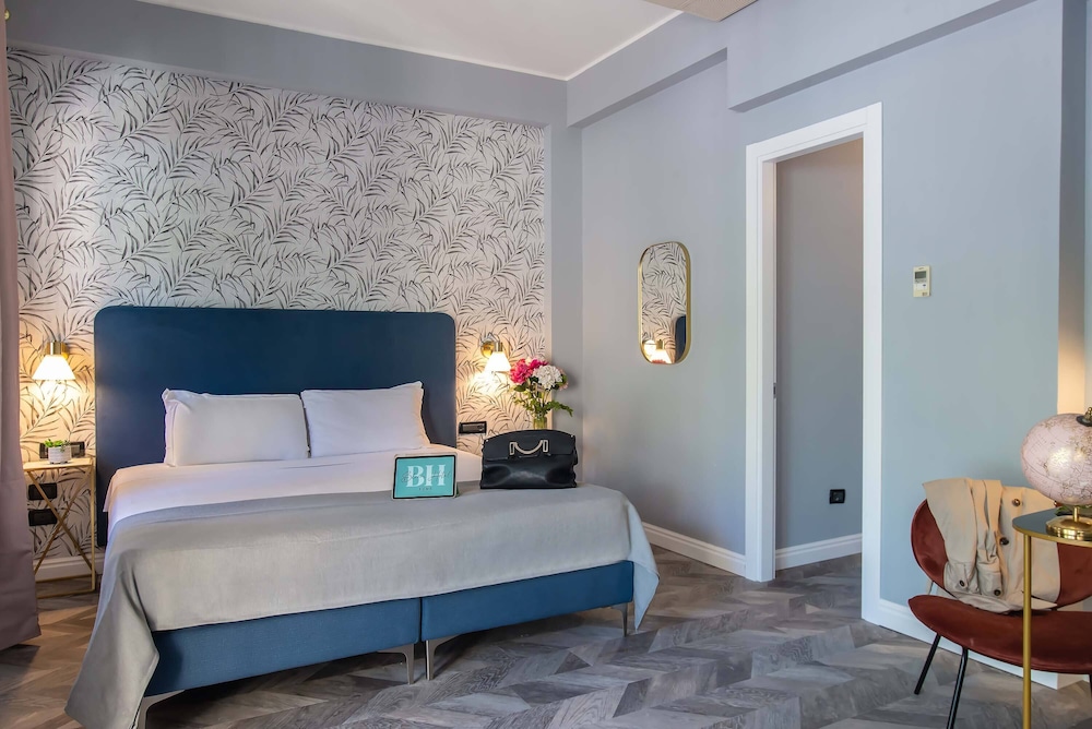 Bloom Hotel Rome — Hotel rooms in Rome, Lazio