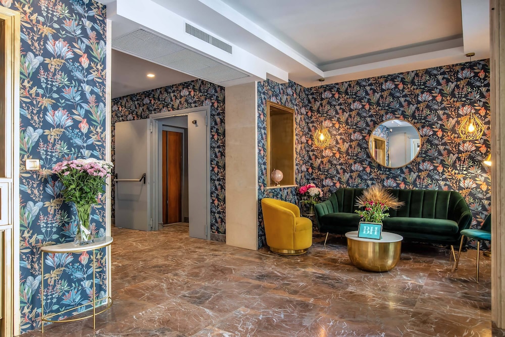 Bloom Hotel Rome — Hotel building in Rome, Lazio