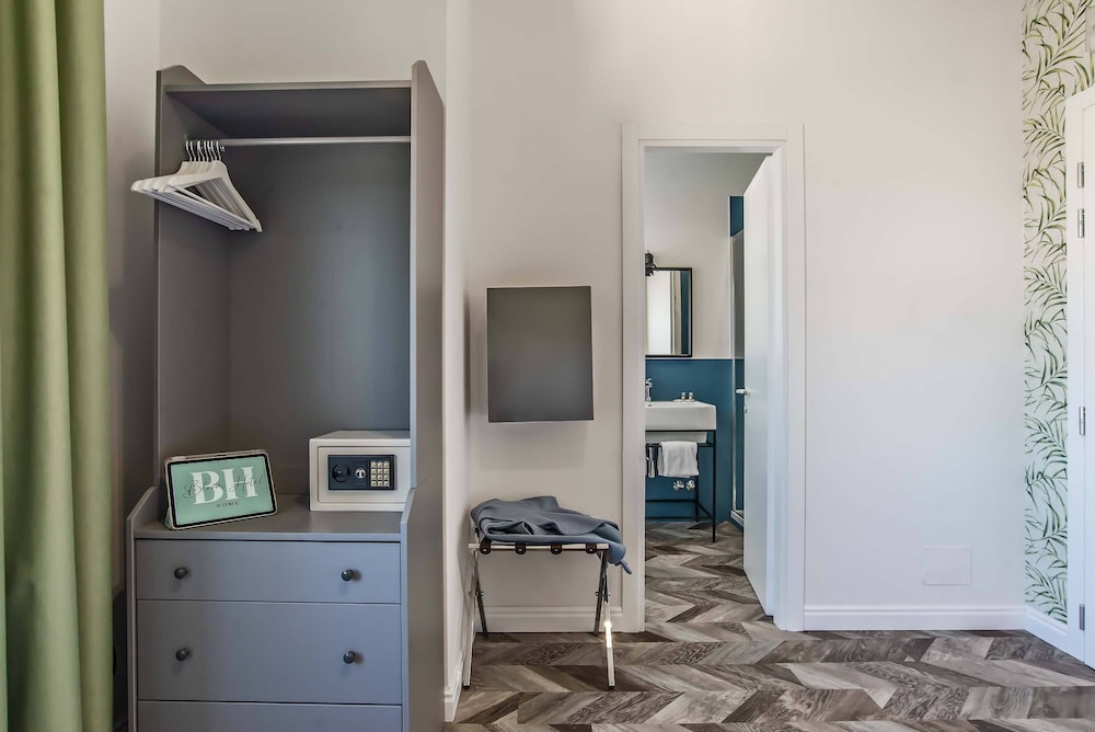 Bloom Hotel Rome — Hotel rooms in Rome, Lazio