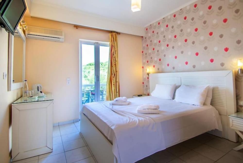 The Senses Tsilivi Hotel — Hotel rooms in Tsilivi, Ionian Islands