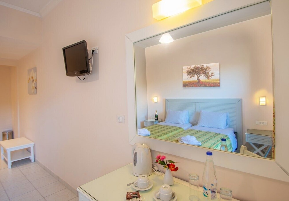 The Senses Tsilivi Hotel — Hotel rooms in Tsilivi, Ionian Islands