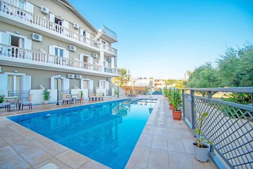 The Senses Tsilivi Hotel — Swimming pool in Tsilivi, Ionian Islands