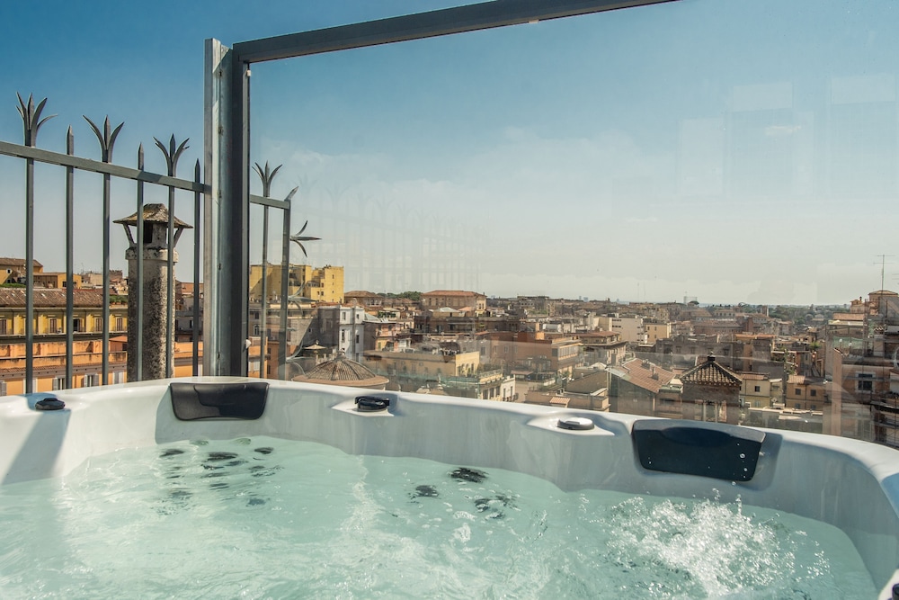 Hotel 77 Seventy-Seven — Facilities in Rome, Lazio