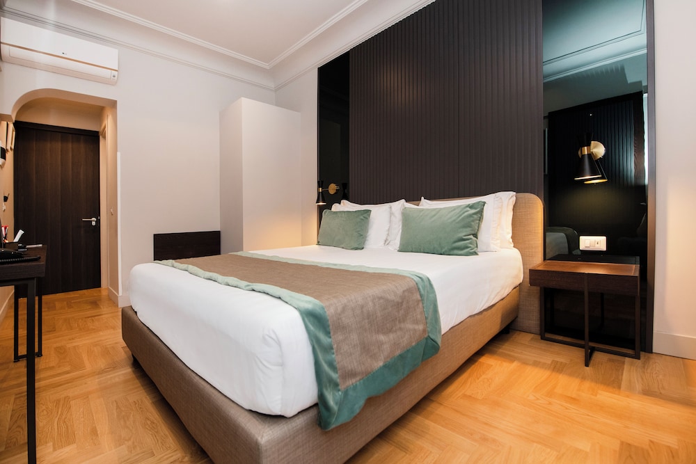 Hotel 77 Seventy-Seven — Rooms in Rome, Lazio