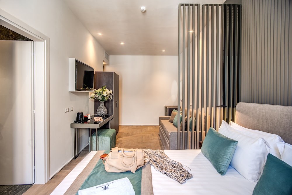 Hotel 77 Seventy-Seven — Rooms in Rome, Lazio