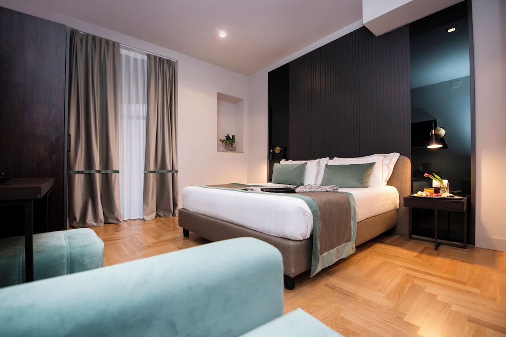 Hotel 77 Seventy-Seven — Rooms in Rome, Lazio