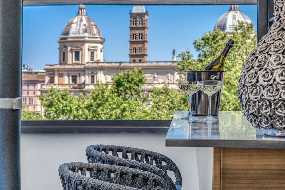 Hotel 77 Seventy-Seven — View in Rome, Lazio