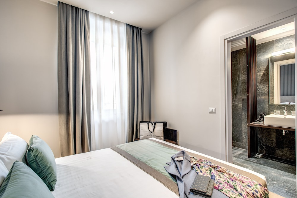 Hotel 77 Seventy-Seven — Rooms in Rome, Lazio