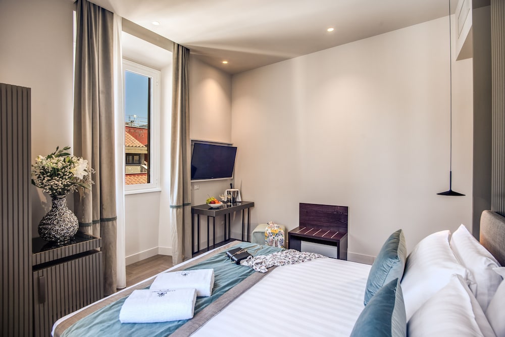 Hotel 77 Seventy-Seven — Rooms in Rome, Lazio