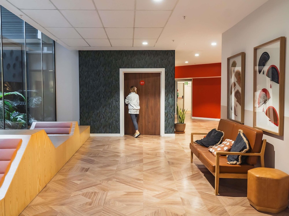 Ibis Styles Sevilla Santa Justa — Hotel building in Seville, Andalusia