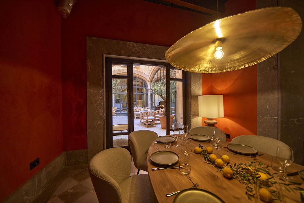 PuroGrand Hotel — Restaurant & bars in Palma de Mallorca, Balearic Islands