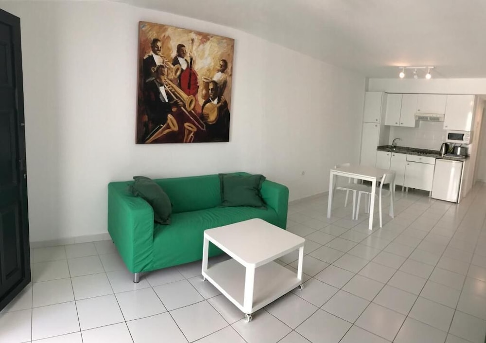 Apartamentos Erika - Adults Only — Hotel rooms in Corralejo, Canary Islands
