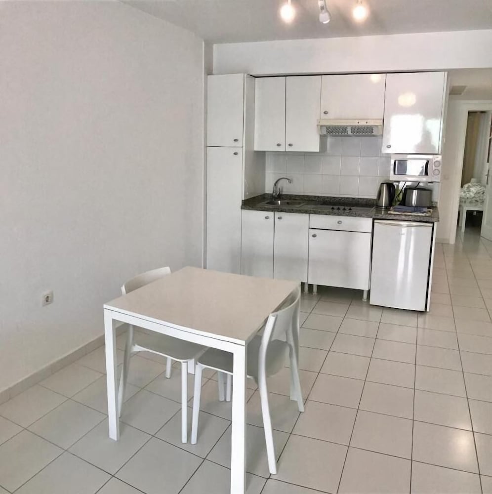 Apartamentos Erika - Adults Only — Hotel rooms in Corralejo, Canary Islands