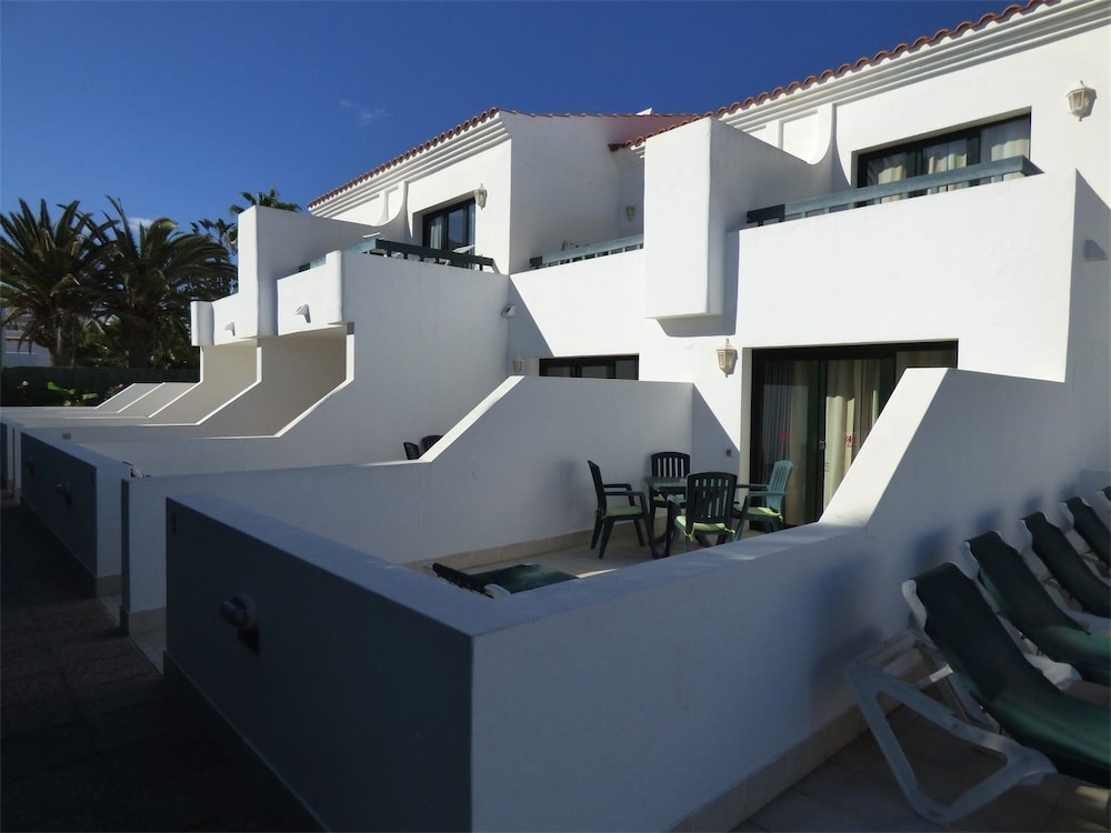 Apartamentos Erika - Adults Only — Hotel building in Corralejo, Canary Islands