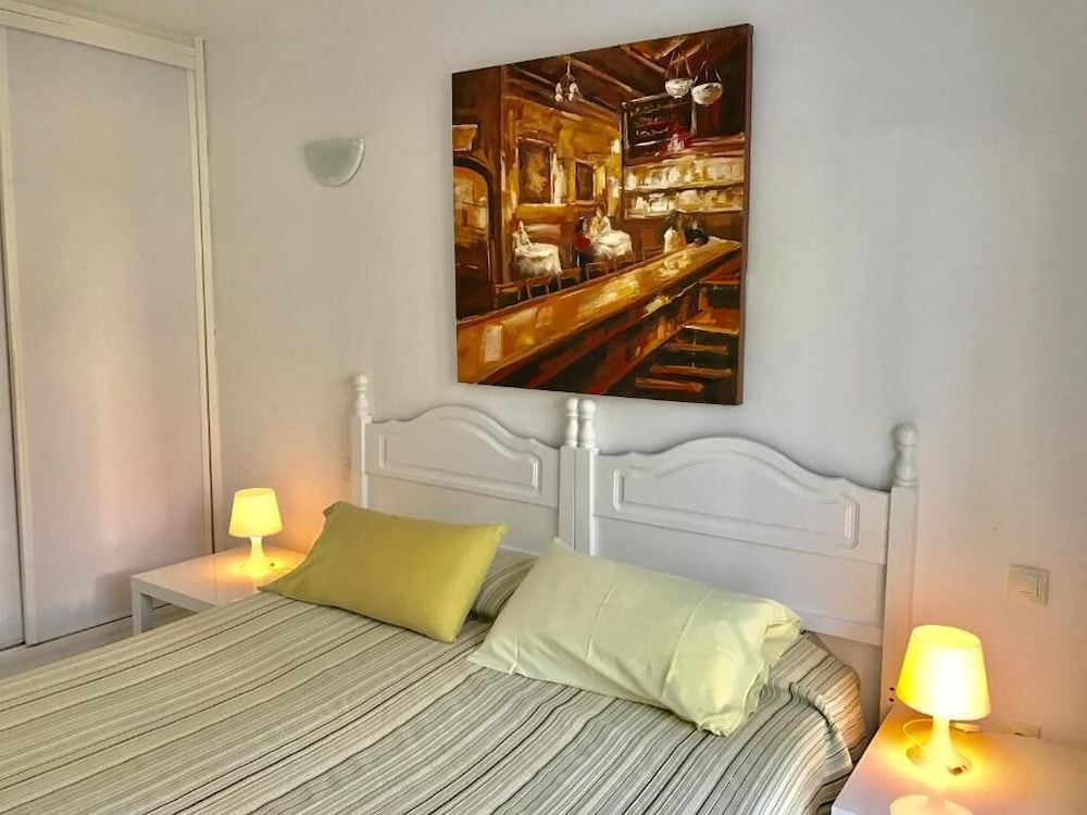 Apartamentos Erika - Adults Only — Hotel rooms in Corralejo, Canary Islands