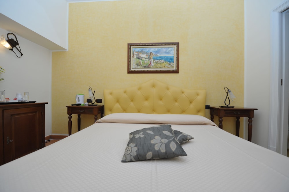Hotel Villa Annalara charme and relax — Hotel rooms in Amalfi, Campania