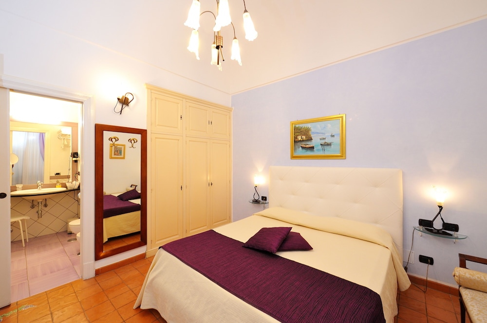 Hotel Villa Annalara charme and relax — Hotel rooms in Amalfi, Campania