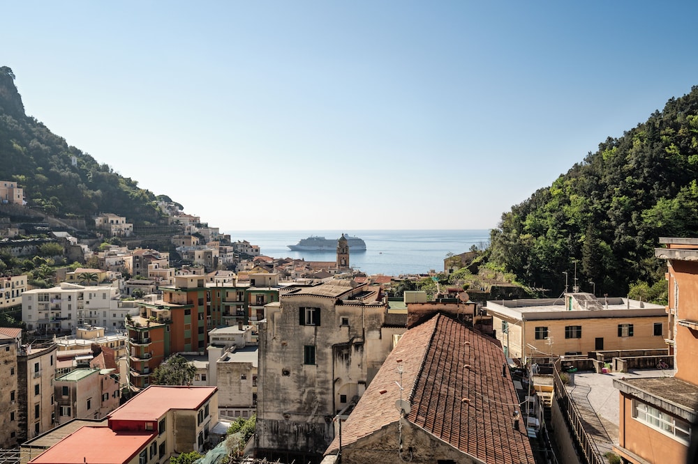 Hotel Villa Annalara charme and relax — Attractions in the area in Amalfi, Campania