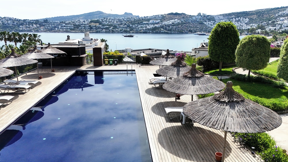 Costa Farilya Special Class Hotel Bodrum - Special Class — Swimming pool in Bodrum, Mugla
