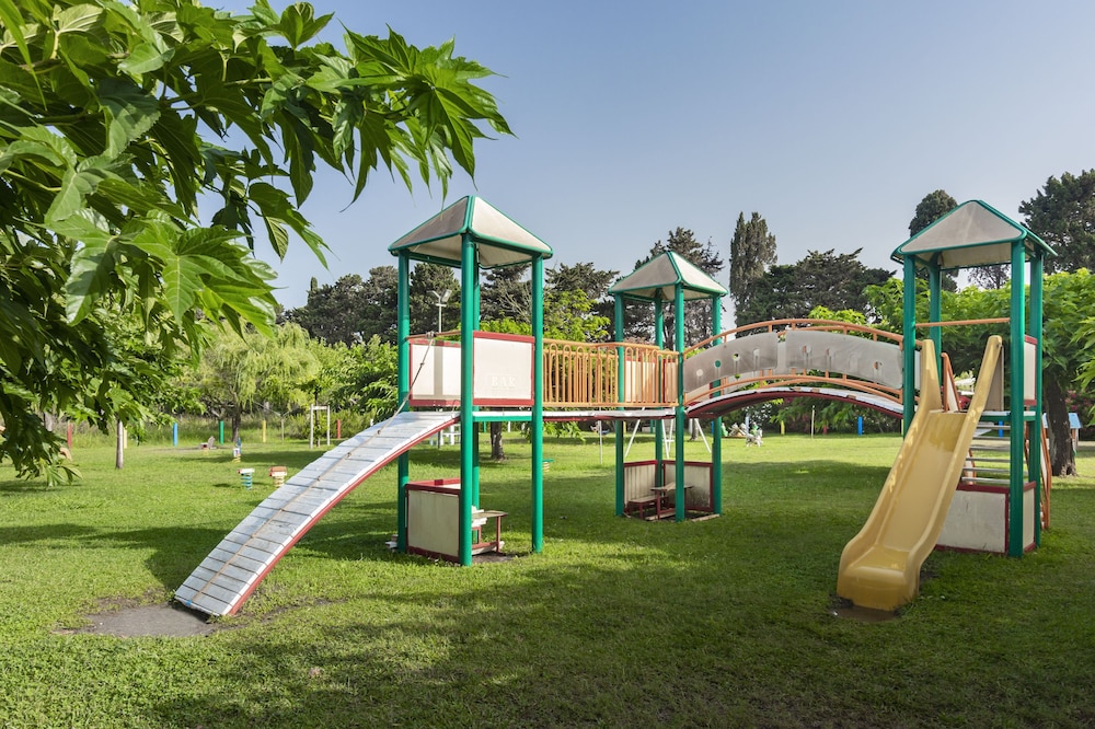 Sentido Orosei Beach — Attractions for children in Orosei, Sardinia