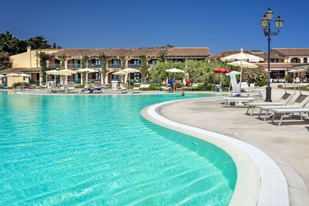 Sentido Orosei Beach — Swimming pool in Orosei, Sardinia