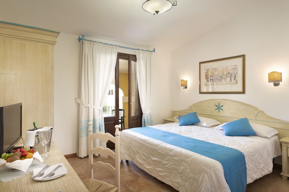Sentido Orosei Beach — Hotel rooms in Orosei, Sardinia