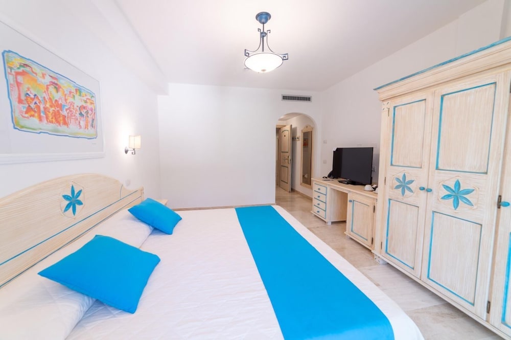 Sentido Orosei Beach — Hotel rooms in Orosei, Sardinia