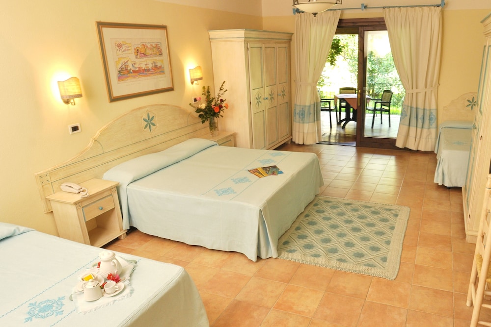 Sentido Orosei Beach — Hotel rooms in Orosei, Sardinia