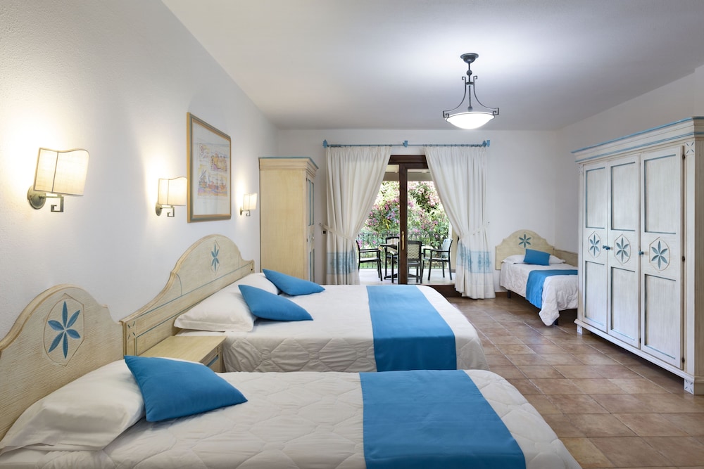 Sentido Orosei Beach — Hotel rooms in Orosei, Sardinia