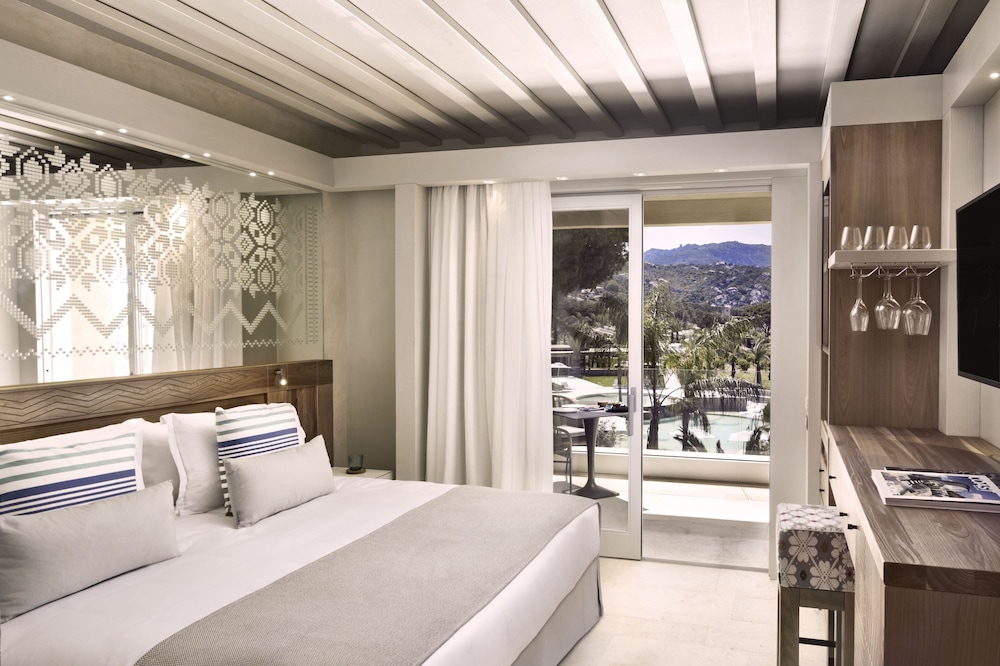 7Pines Resort Sardinia-A Destination By Hyatt — Hotel rooms in Arzachena, Sardinia