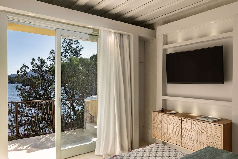 7Pines Resort Sardinia-A Destination By Hyatt — Hotel rooms in Arzachena, Sardinia