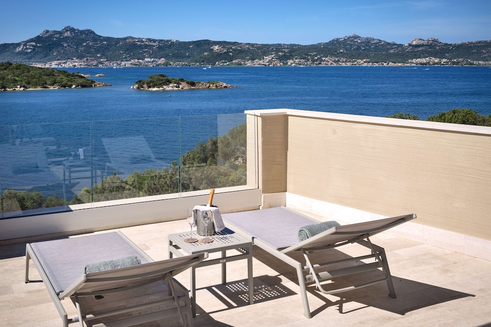 7Pines Resort Sardinia-A Destination By Hyatt — Hotel rooms in Arzachena, Sardinia