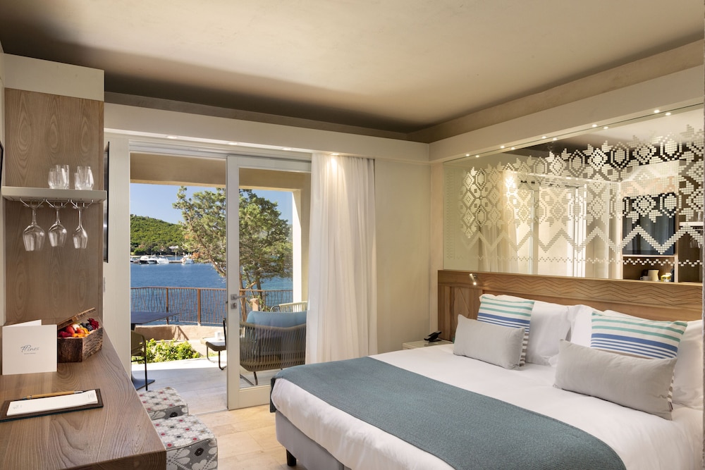 7Pines Resort Sardinia-A Destination By Hyatt — Hotel rooms in Arzachena, Sardinia