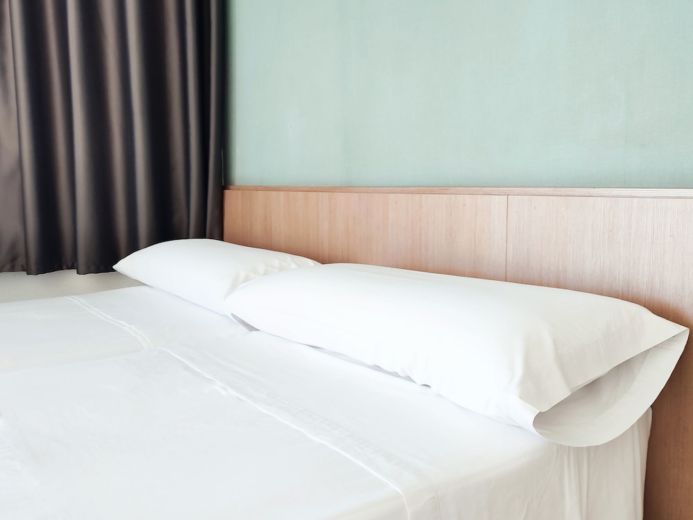 Apartamentos Flats Friends Atlantida — Hotel rooms in Benidorm, Valencian Community