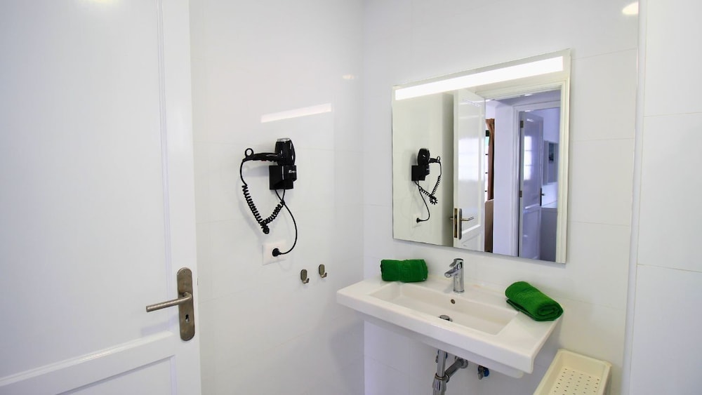 Apartamentos Aloe — Hotel rooms in Puerto del Carmen, Canary Islands