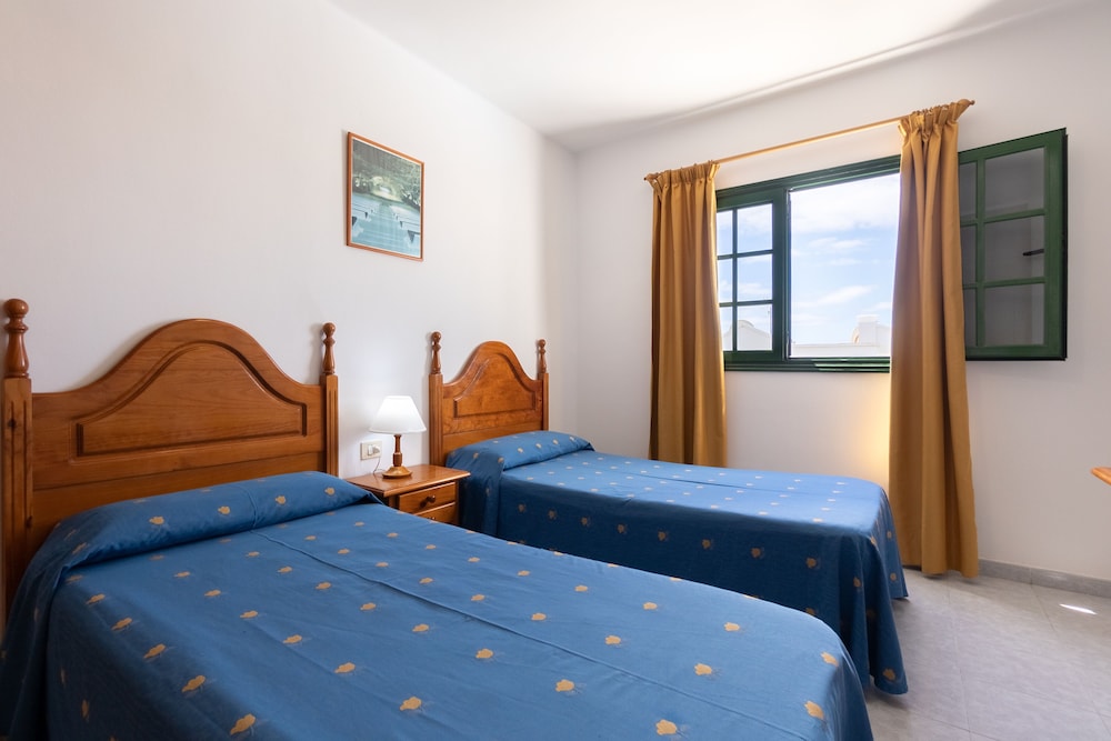 Apartamentos Aloe — Hotel rooms in Puerto del Carmen, Canary Islands