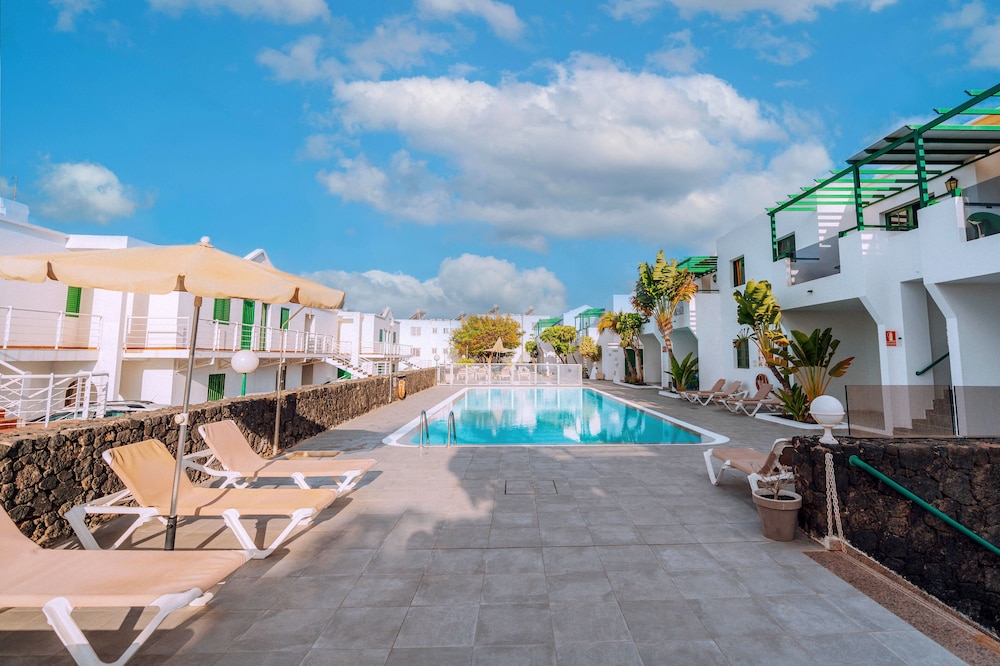Apartamentos Aloe — Main photo in Puerto del Carmen, Canary Islands