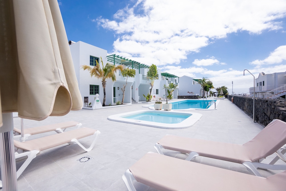 Apartamentos Aloe — Swimming pool in Puerto del Carmen, Canary Islands