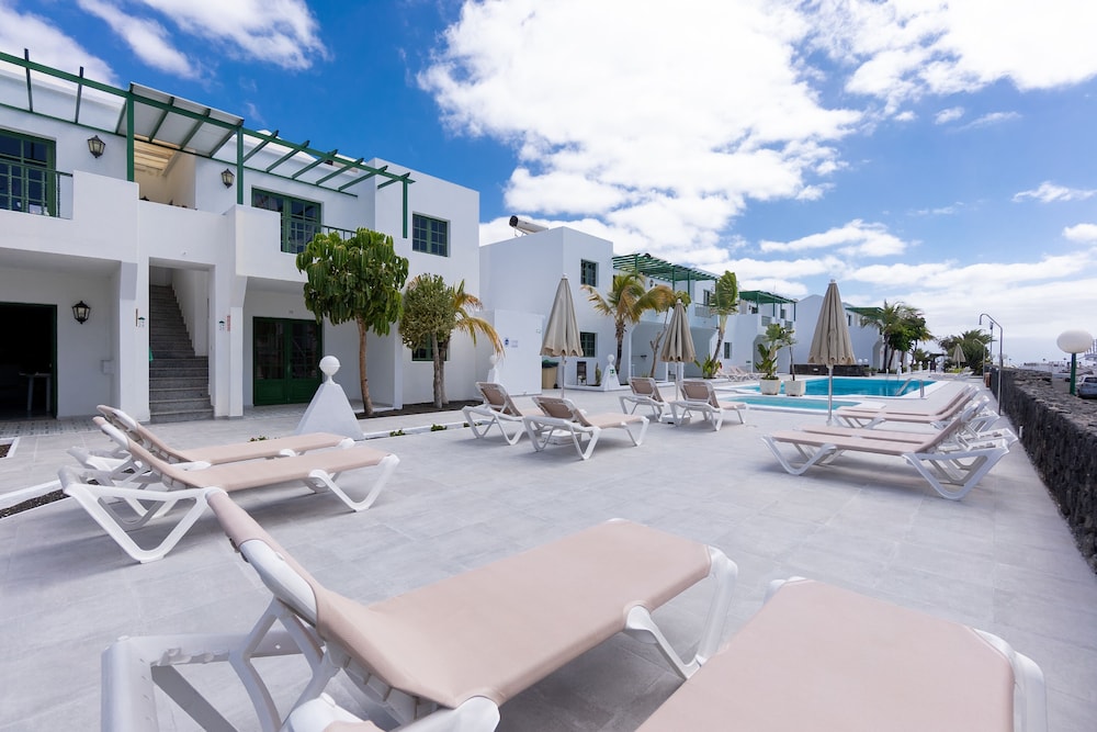 Apartamentos Aloe — Swimming pool in Puerto del Carmen, Canary Islands