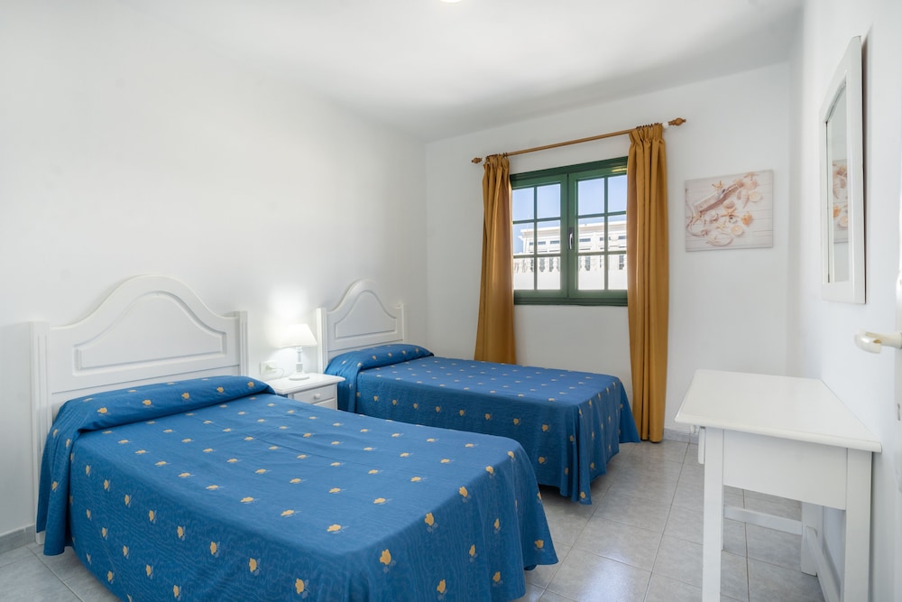 Apartamentos Aloe — Hotel rooms in Puerto del Carmen, Canary Islands