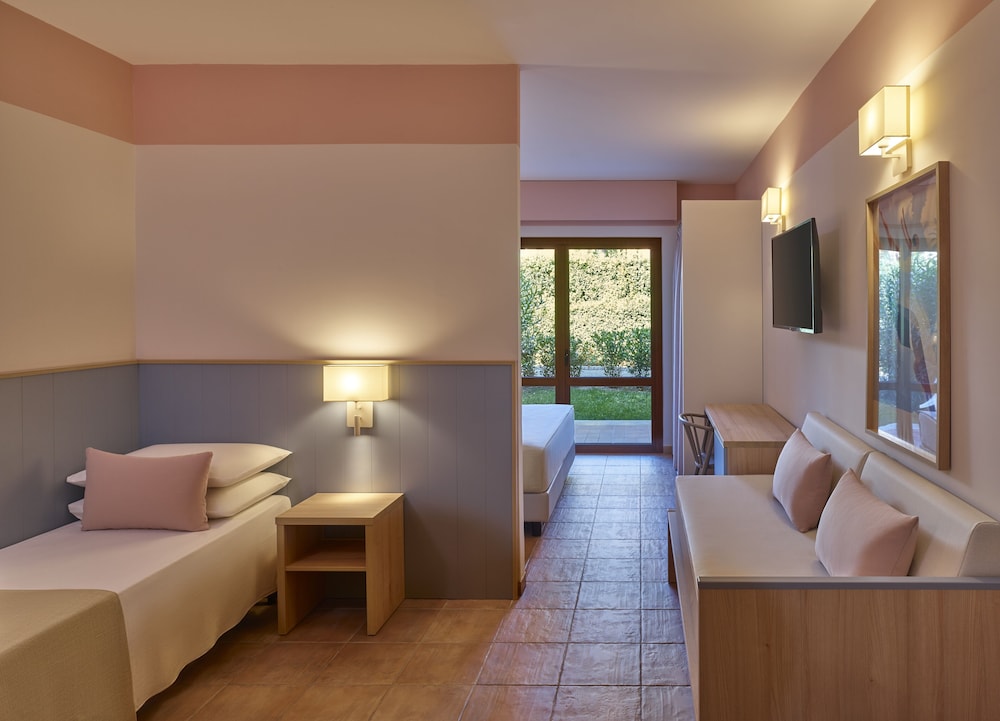 Serenusa Resort — Hotel rooms in Licata, Sicily