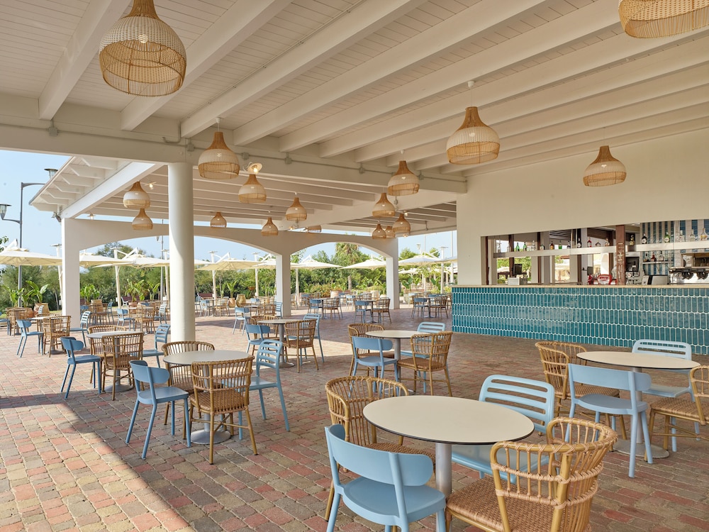 Serenusa Resort — Restaurant & bars in Licata, Sicily