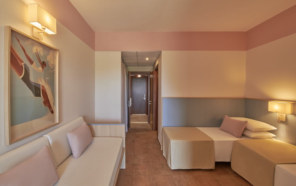 Serenusa Resort — Hotel rooms in Licata, Sicily