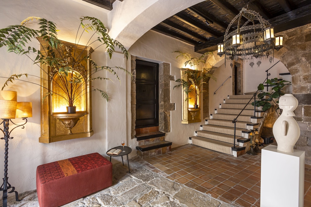 Hotel La Torre del Canonigo - Small Luxury Hotels — Hotel building in Ibiza Town, Balearic Islands